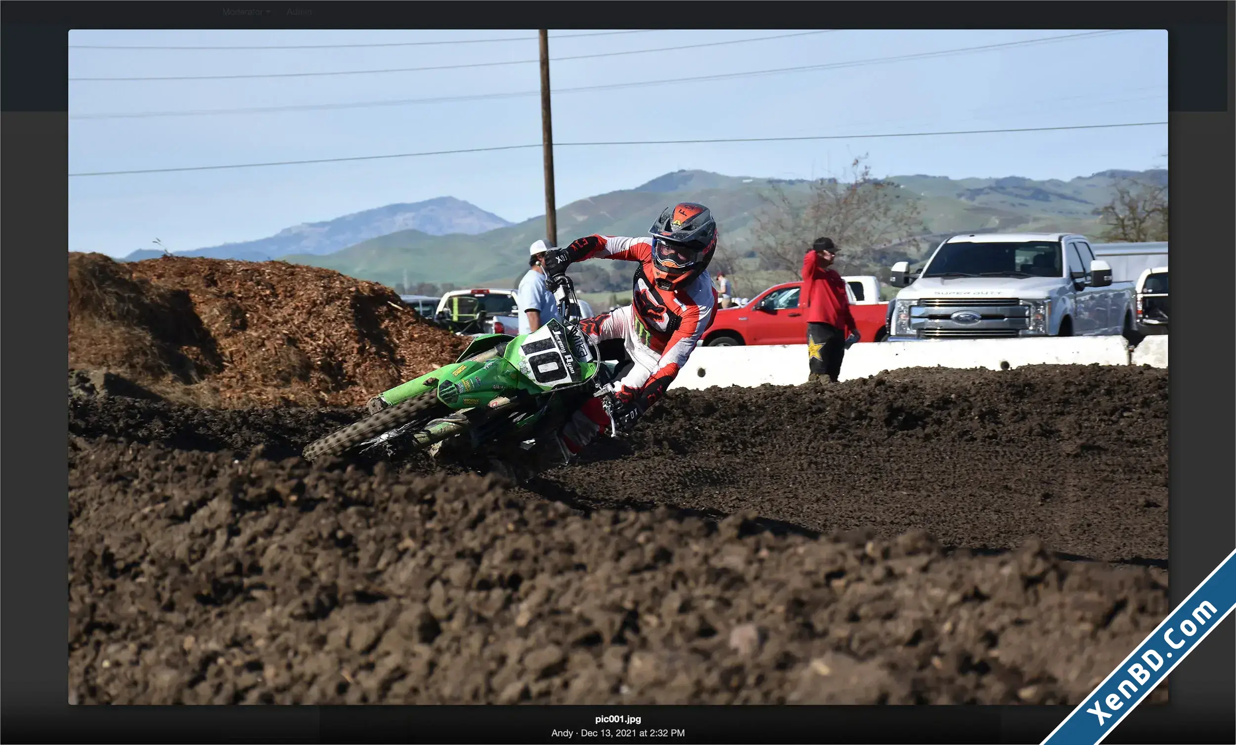 AndyB Lightbox Manager-2.webp